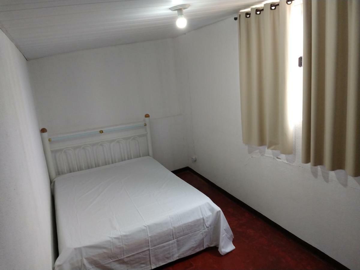 London Hostel Londrina